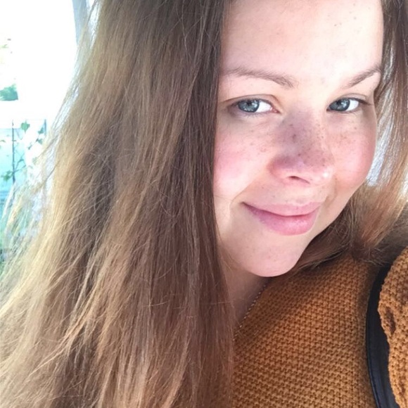 Meet your Posher, Taylor - Picture 5 of 12